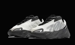 Yeezy 700 MNVN Bone<Adidas Hot