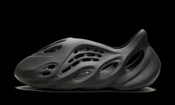 Yeezy Foam RNNR Carbon<Adidas Best