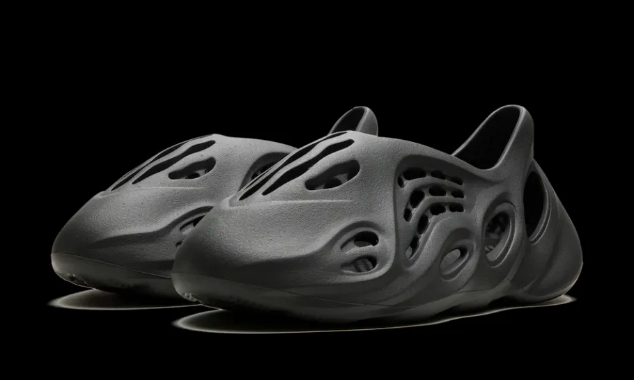 Yeezy Foam RNNR Carbon<Adidas Best