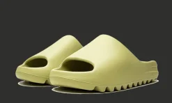 Yeezy Slide Resin (Restock Pair)<Adidas Best
