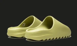 Yeezy Slide Resin (Restock Pair)<Adidas Best