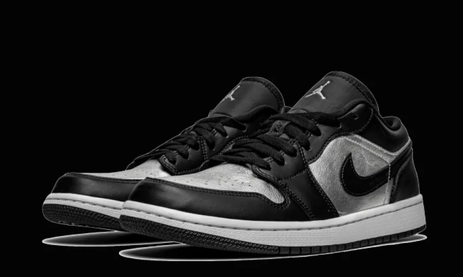 1 Low SE Black Metallic Silver<Air Jordan Fashion