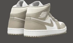 1 Mid Linen<Air Jordan Fashion