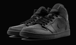 1 Mid Triple Black<Air Jordan Clearance