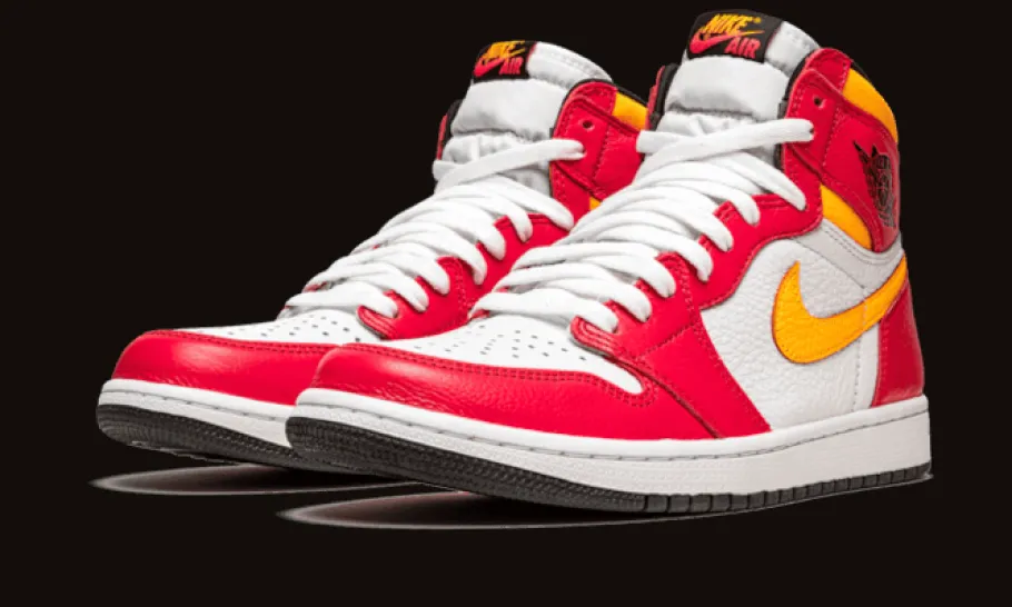 1 Retro High OG Light Fusion Red<Air Jordan Discount