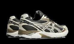 GT-2160 Black Cream<ASICS Clearance