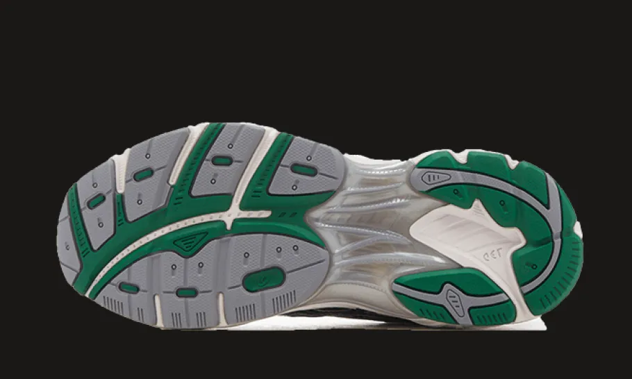 GT-2160 White Shamrock Green<ASICS Fashion