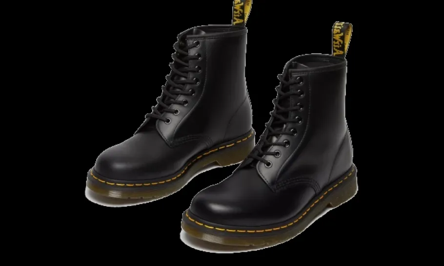 1460 Smooth Leather Lace Up Boot Black<Dr. Martens Clearance