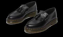 Adrian Smooth Leather Tassel Loafer Black<Dr. Martens Online