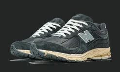 2002R Black Dark Grey<New Balance Fashion