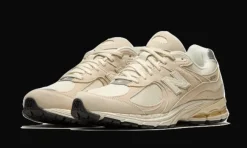 2002R Calm Taupe<New Balance Clearance