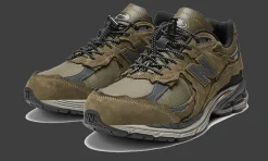2002R Protection Pack Dark Moss<New Balance New