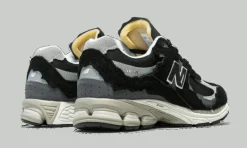 2002R Protection Pack Black<New Balance Clearance