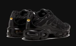 Air Max Plus Triple Black<Nike Sale