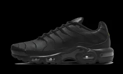 Air Max Plus Triple Black Leather<Nike Sale