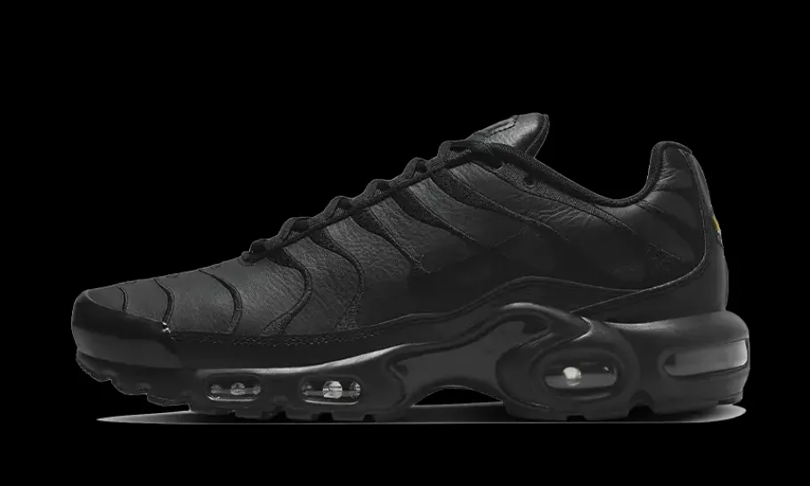 Air Max Plus Triple Black Leather<Nike Sale