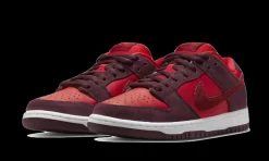 SB Dunk Low Cherry<Nike Discount